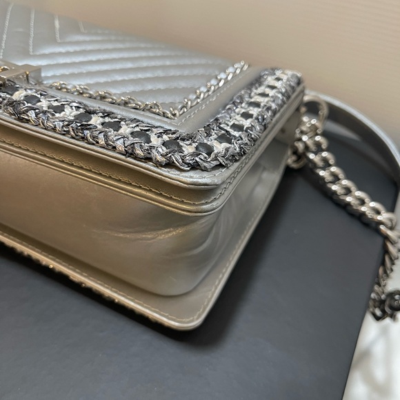 ❌SOLD❌💯Authentic Chanel Boy Chevron Jacket Flap Bag - Picture 6 of 16